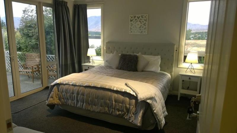 Tekapo Heights Lodge *